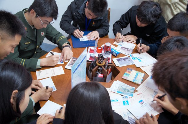 档案库房参观