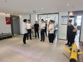 本页围绕「米兰app官方端入口成为中